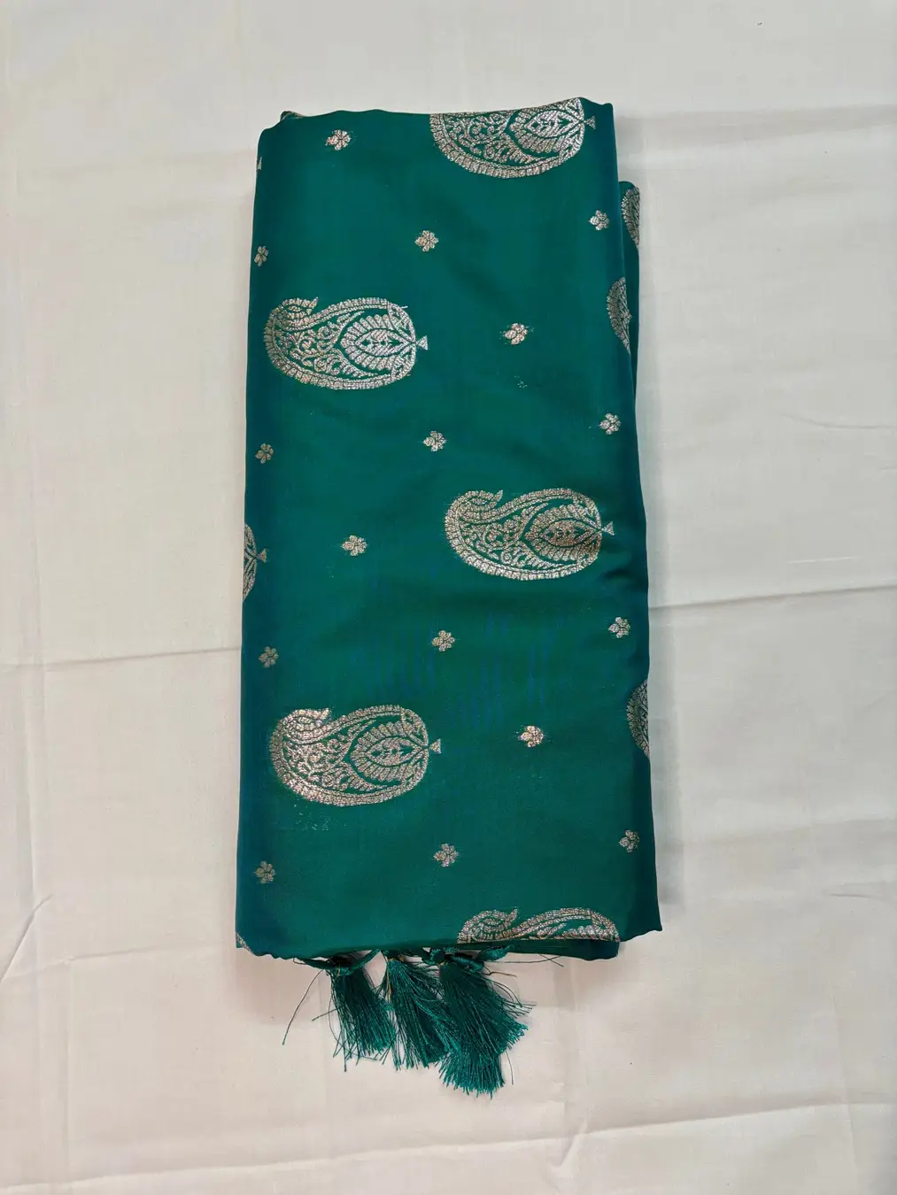 Green Banarasi silk saree - Image 4